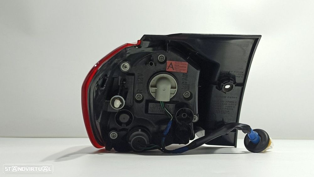 FAROLIM TRASEIRO DIREITO MITSUBISHI ASX (GA0W) MOTION 2WD - 4