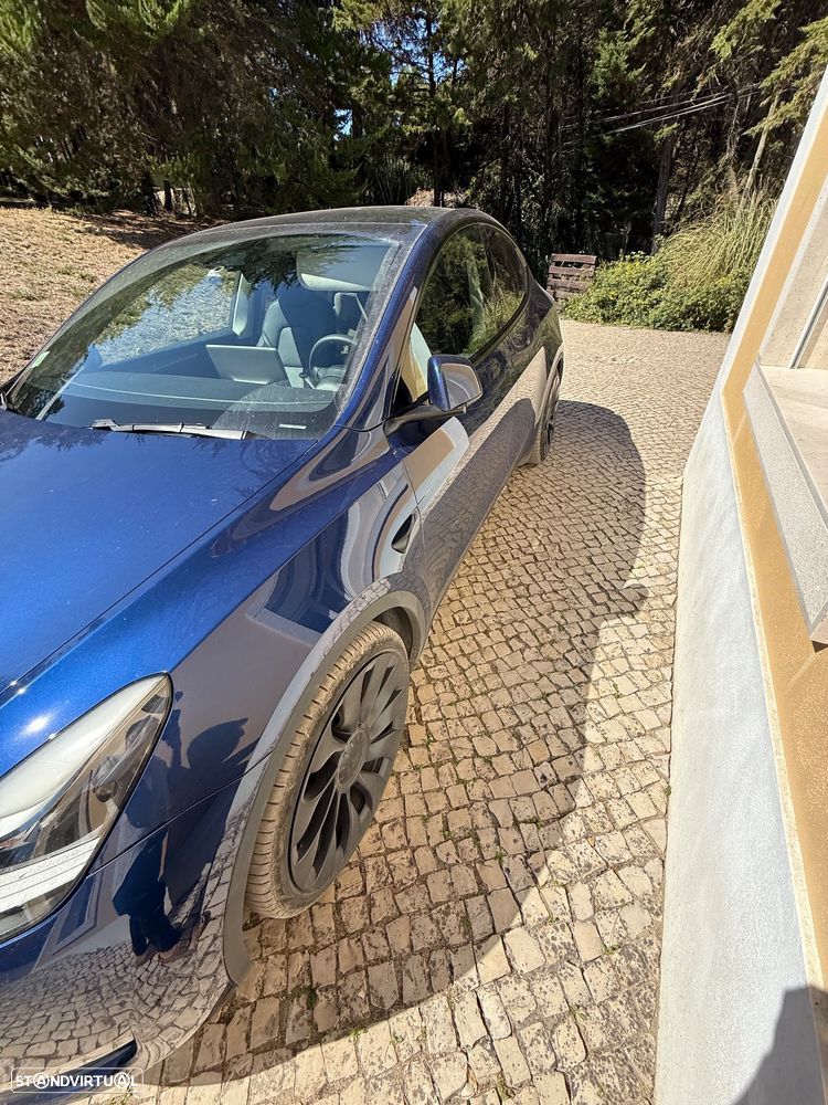 Tesla Model Y Performance Tração Integral - 17