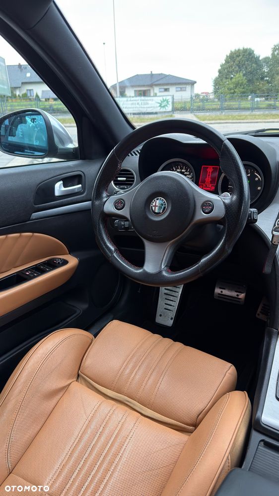 Alfa Romeo 159 2.4 JTDM 20V DPF Q-Tronic ti - 5