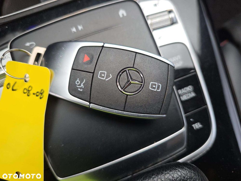 Mercedes-Benz CLA 250 4Matic 7G-DCT AMG Line - 10