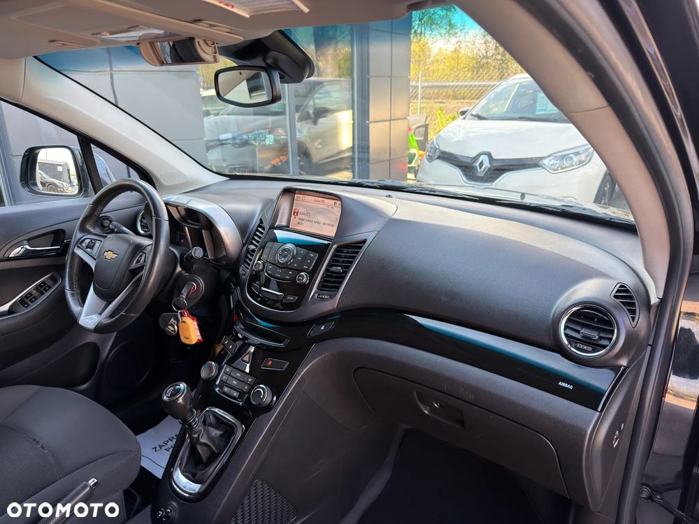 Chevrolet Orlando 1.8 LTZ - 25