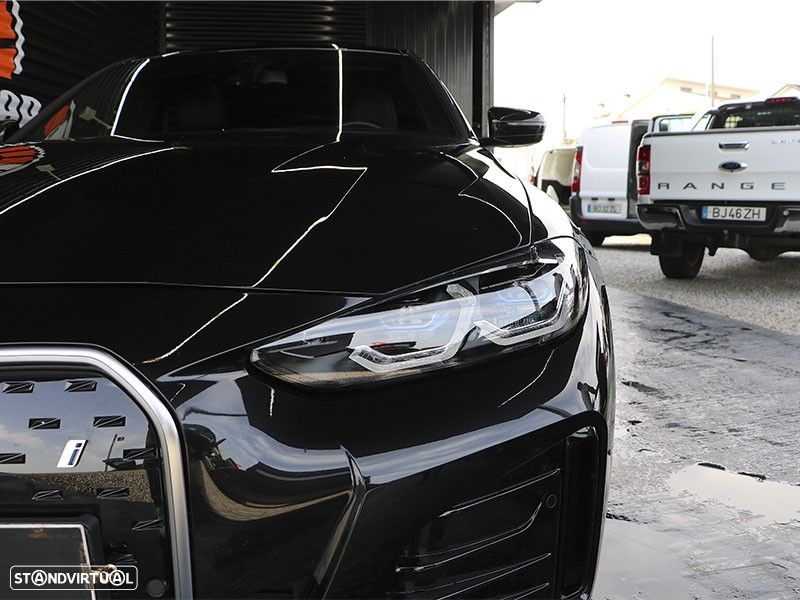 BMW i4 eDrive40 Pack Desportivo M - 6