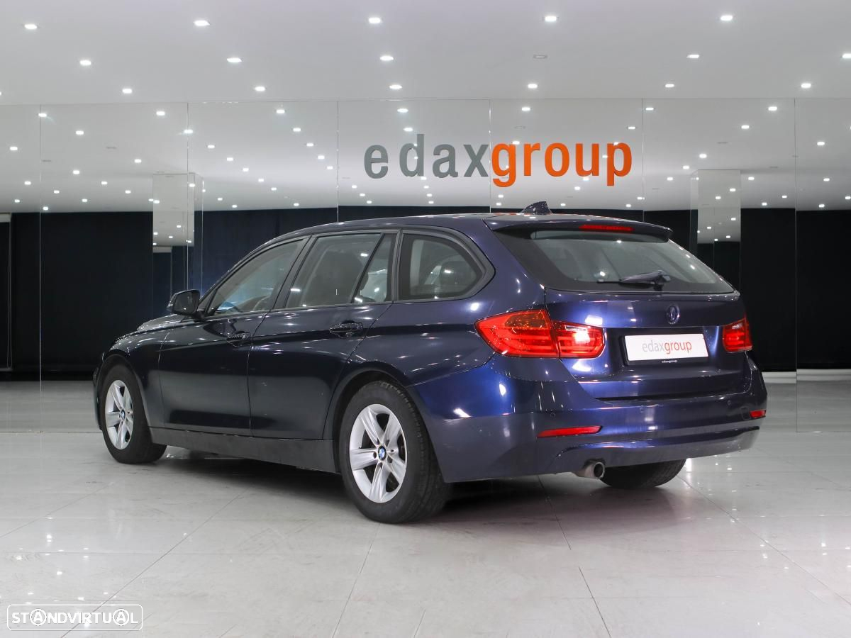 BMW 320 d Touring - 4