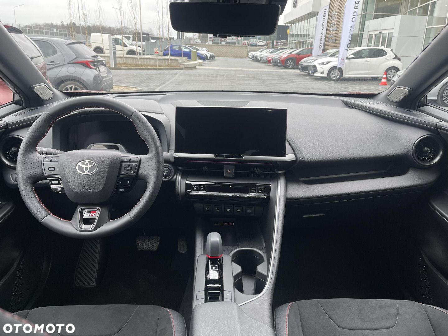 Toyota C-HR - 11