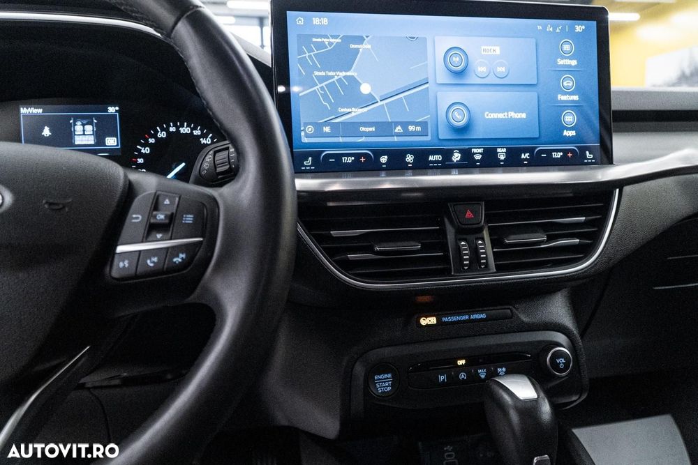 Ford Focus 1.0 EcoBoost MHEV Titanium - 24