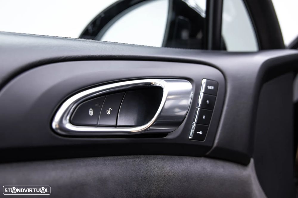 Porsche Cayenne GTS Tiptronic S - 20