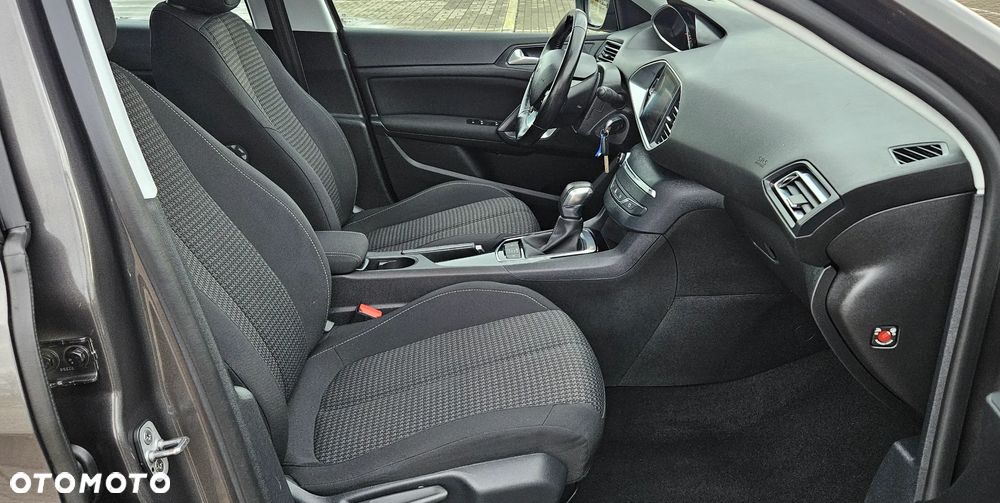 Peugeot 308 e-HDi FAP 115 Stop&Start EGS6 Allure - 6