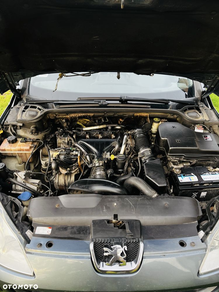 Peugeot 407 - 8