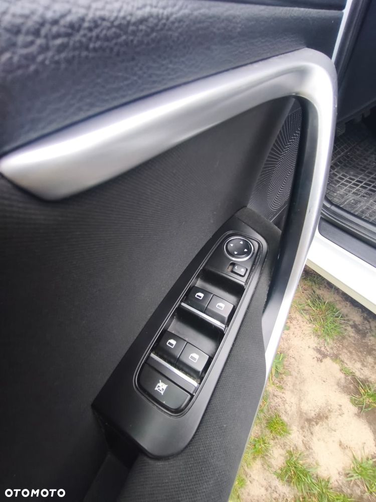 Kia Ceed 1.6 CRDi SCR S - 15