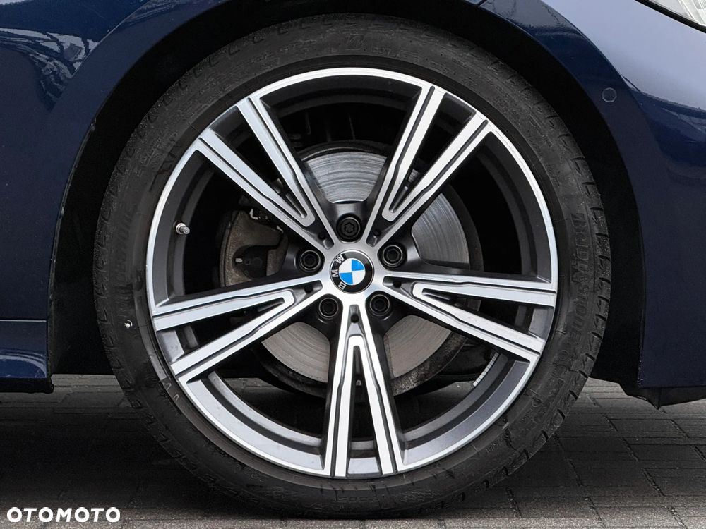 BMW Seria 3 320d xDrive M Sport Sport - 10