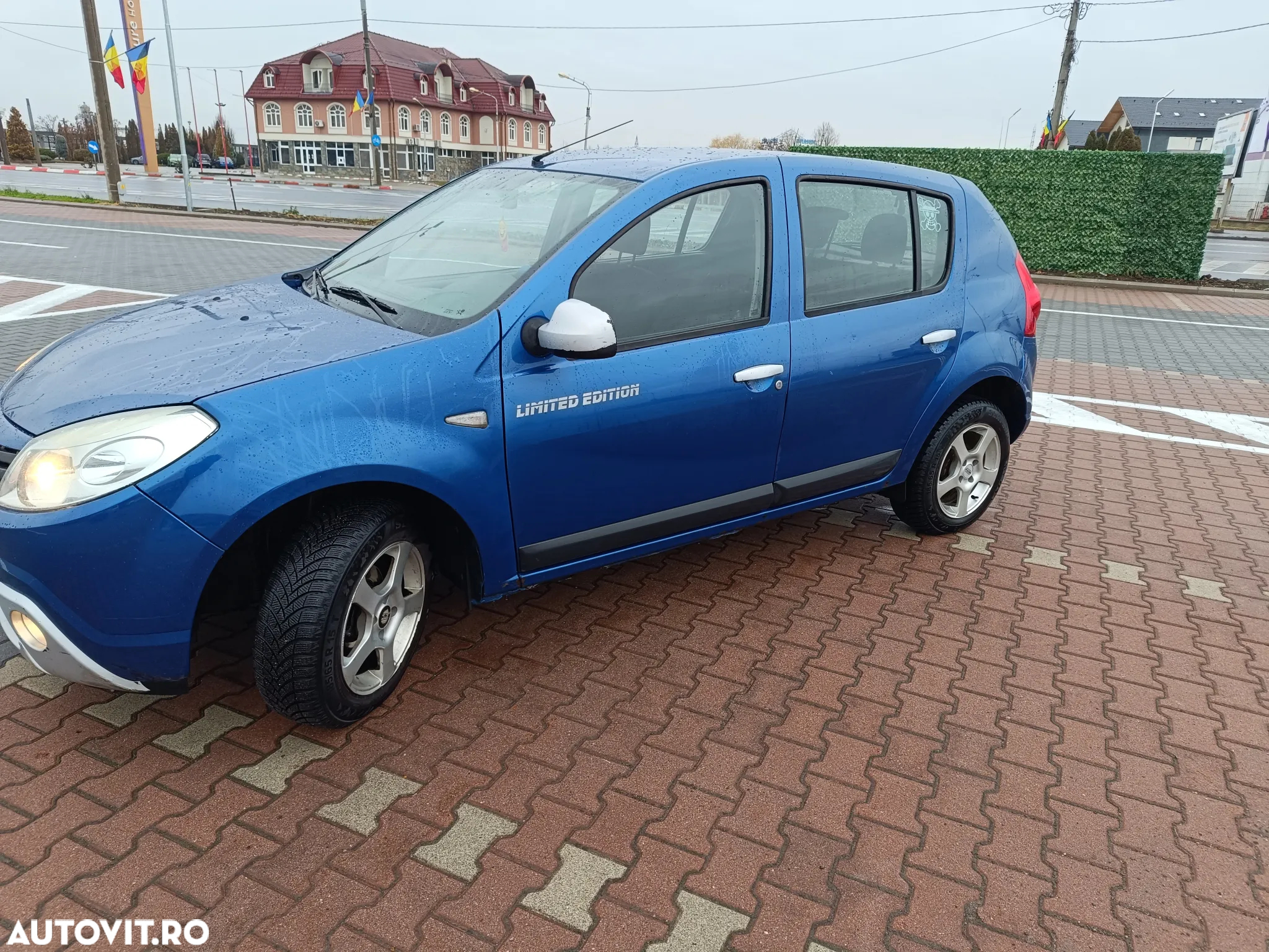 Dacia Sandero - 6