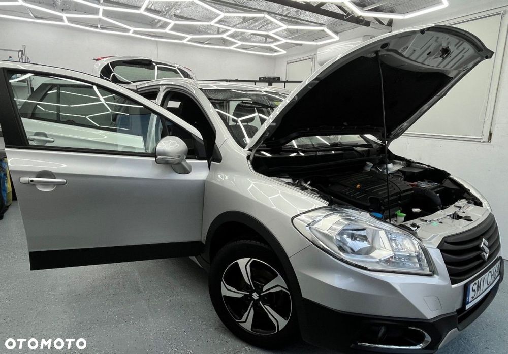 Suzuki SX4 S-Cross 1.6 Premium 4WD - 31