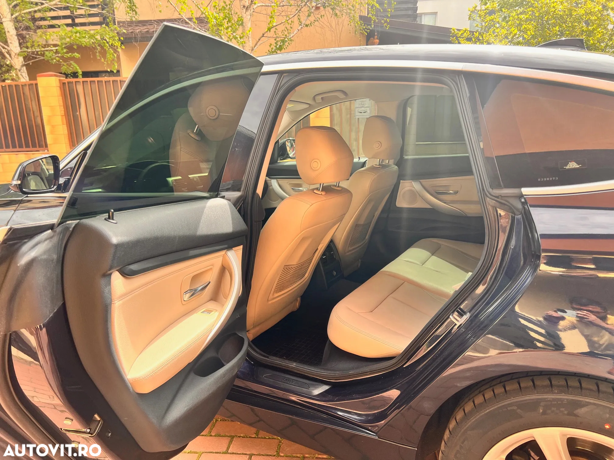 BMW Seria 3 320d GT Aut. - 10