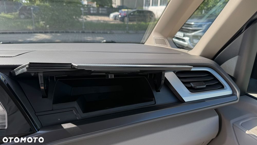 Volkswagen Multivan 2.0 TDI L2 Family DSG - 28