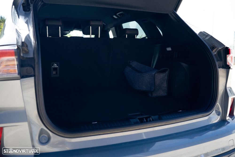Ford Kuga 2.5 PHEV ST-Line X Graphite Tech - 27