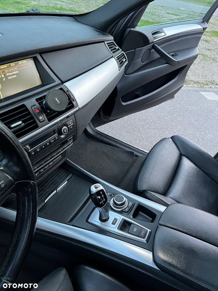 BMW X5 xDrive40d - 30