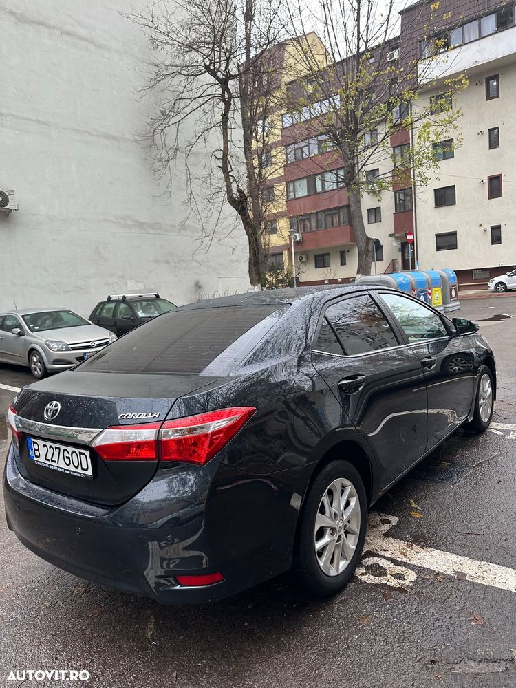 Toyota Corolla 1.4 D-4D Sol - 5