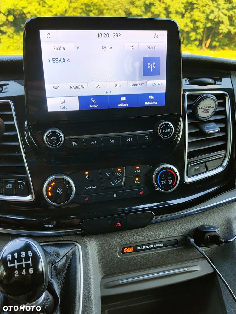 Ford Tourneo Custom 2.0 EcoBlue L2 Titanium - 12