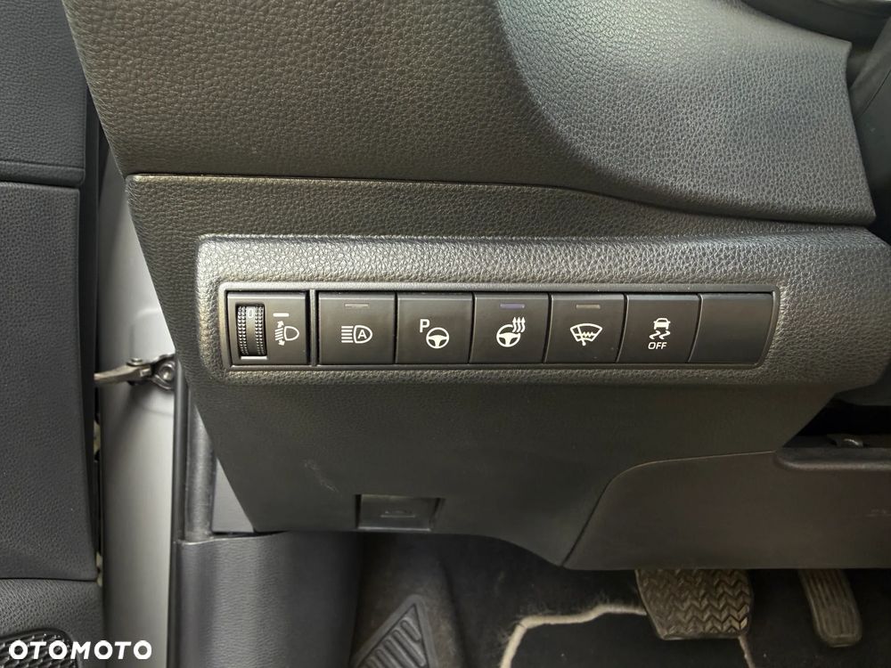 Toyota Corolla 1.8 Hybrid Comfort - 19