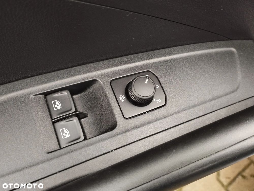 Skoda Fabia 1.0 TSI Essence - 20