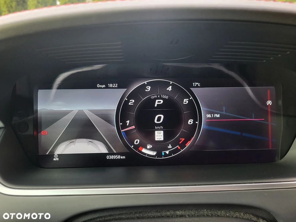 Jaguar F-Type P575 AWD R - 23