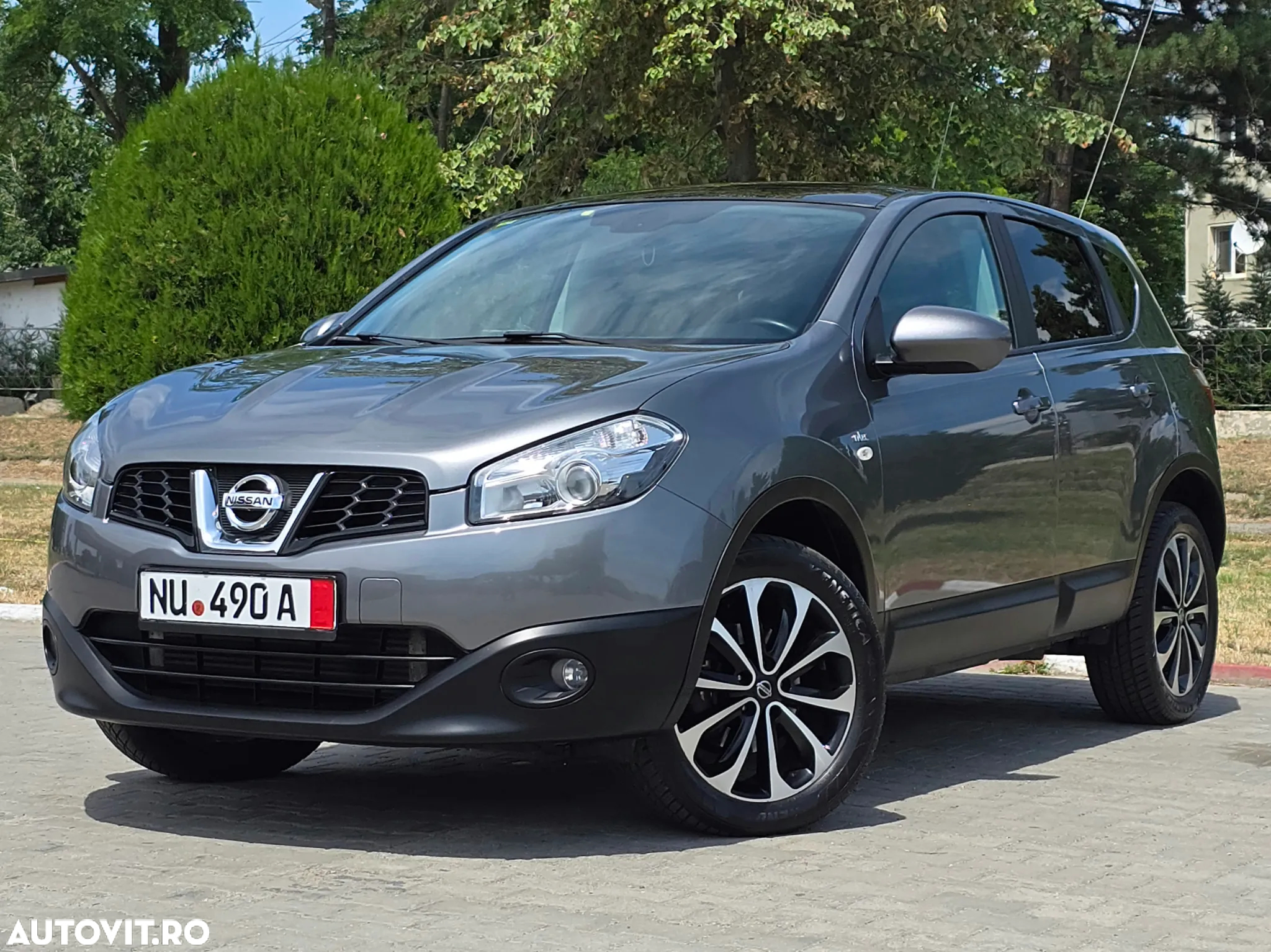 Nissan Qashqai 2.0 dCi DPF 4x4 Aut tekna - 10