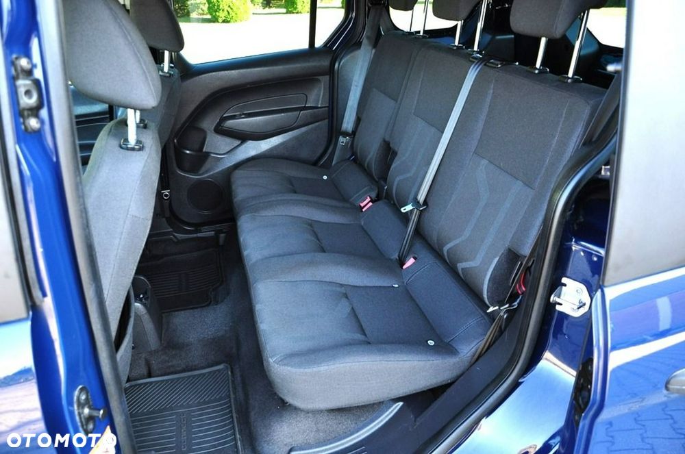 Ford Transit Connect - 24