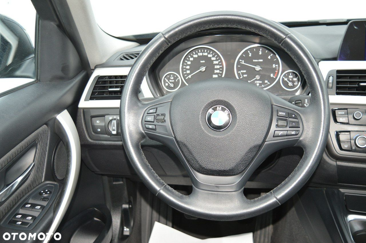 BMW Seria 3 316d EU6 - 19