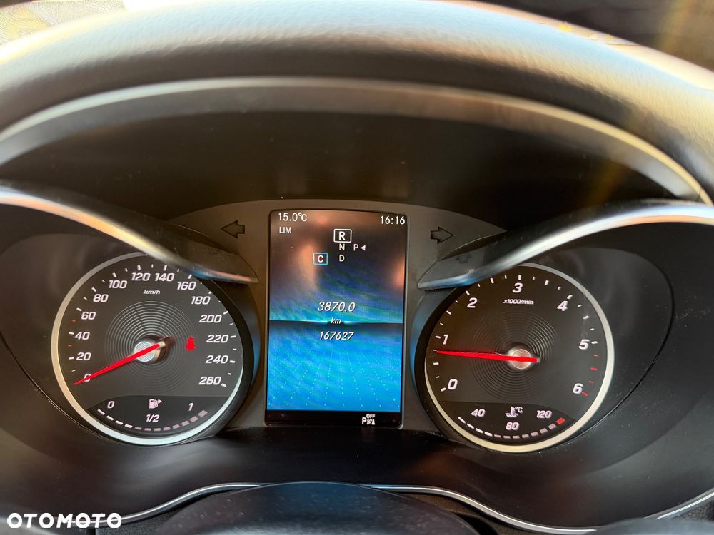 Mercedes-Benz Klasa C 220 d 9G-TRONIC Avantgarde - 21