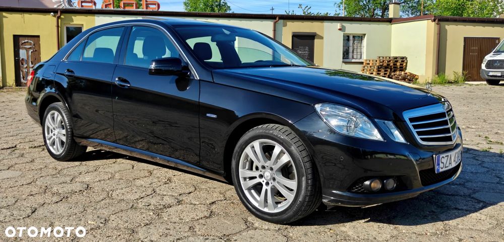 Mercedes-Benz Klasa E 220 CDI 7G-TRONIC - 16