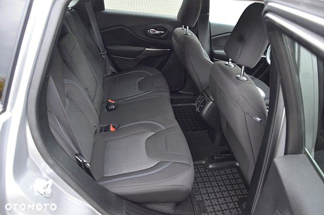 Jeep Cherokee 3.2 V6 Active Drive I Overland - 21