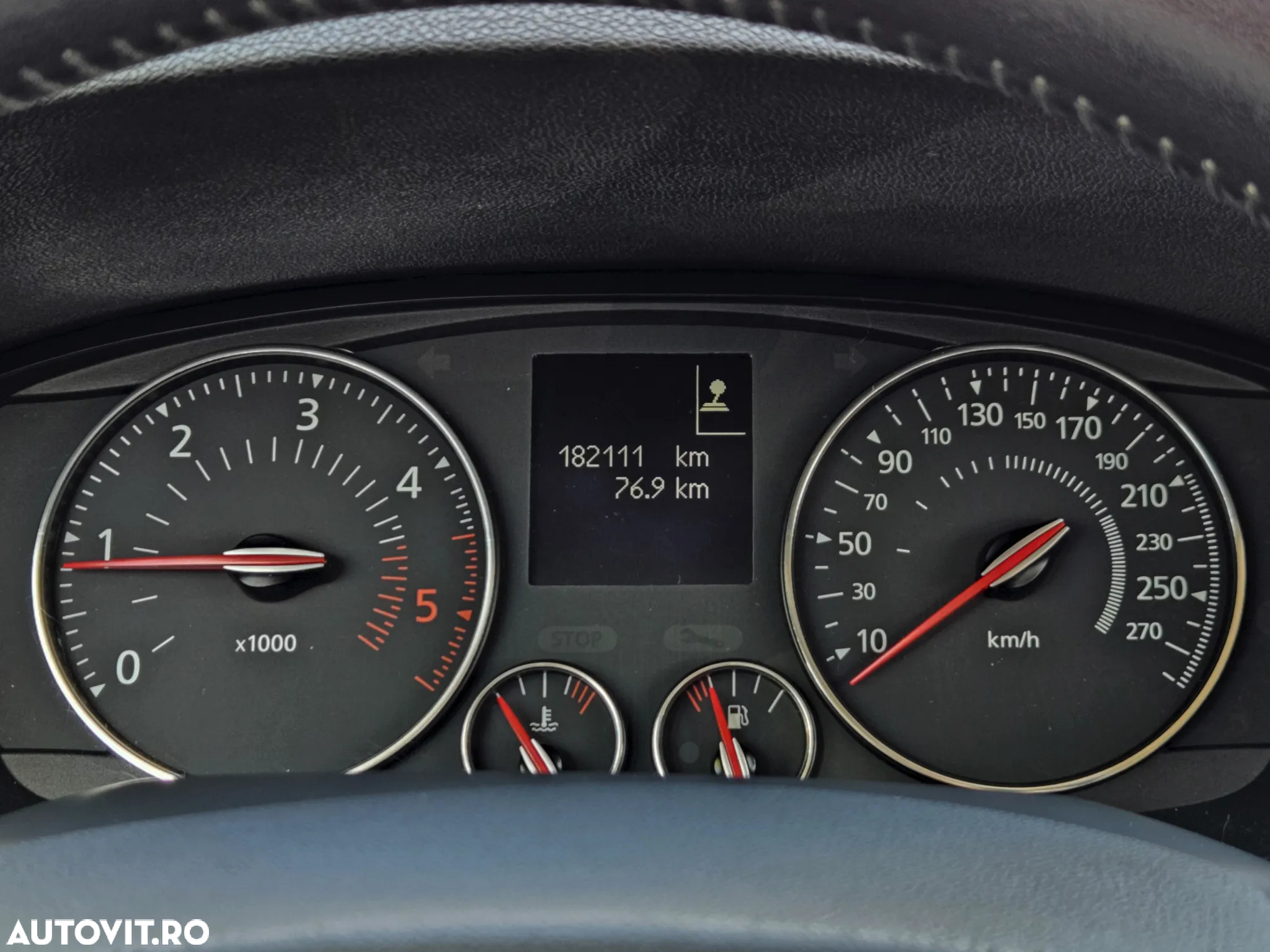 Renault Laguna dCi 110 FAP Limited - 15