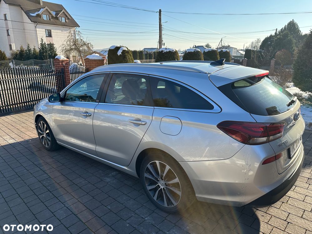 Hyundai i30 1.4 T-GDI DCT Premium - 10