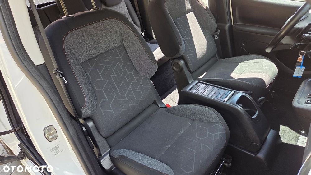 Peugeot Partner BlueHDi 100 Stop&Start ETG6 Active - 23