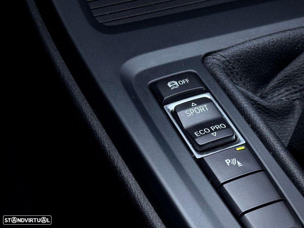 BMW X1 16 d sDrive Advantage - 19