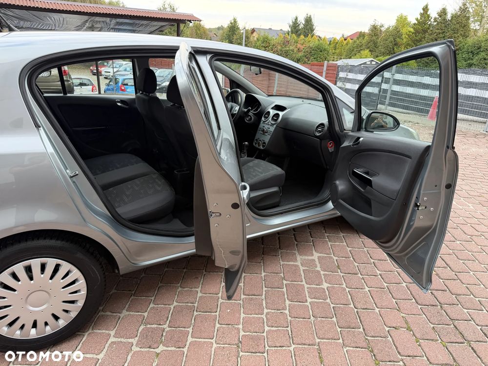 Opel Corsa 1.2 16V Enjoy - 32