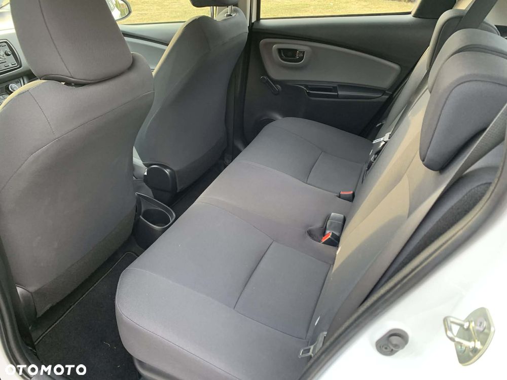 Toyota Yaris - 17