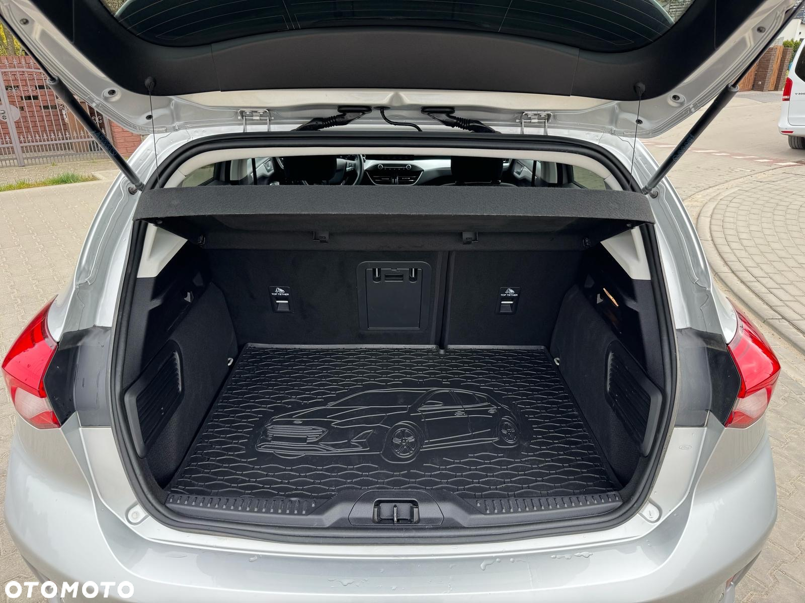 Ford Focus 1.5 EcoBlue Start-Stopp-System COOL&CONNECT - 12