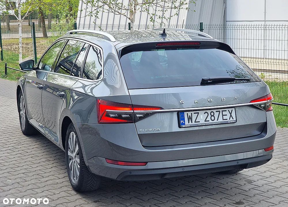 Skoda Superb 2.0 TDI SCR Style DSG - 31