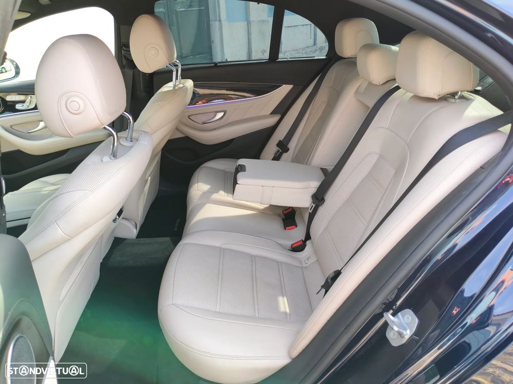 Mercedes-Benz E 43 AMG 4Matic 9G-TRONIC - 26