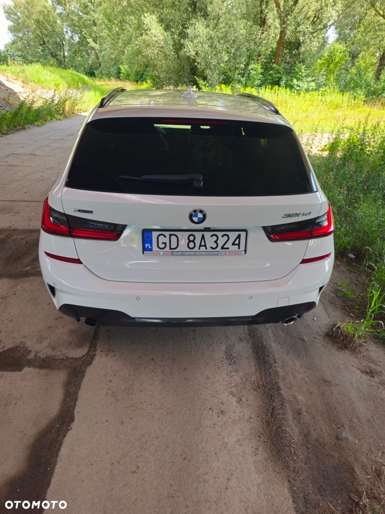 BMW Seria 3 320d xDrive M Sport Shadow - 10