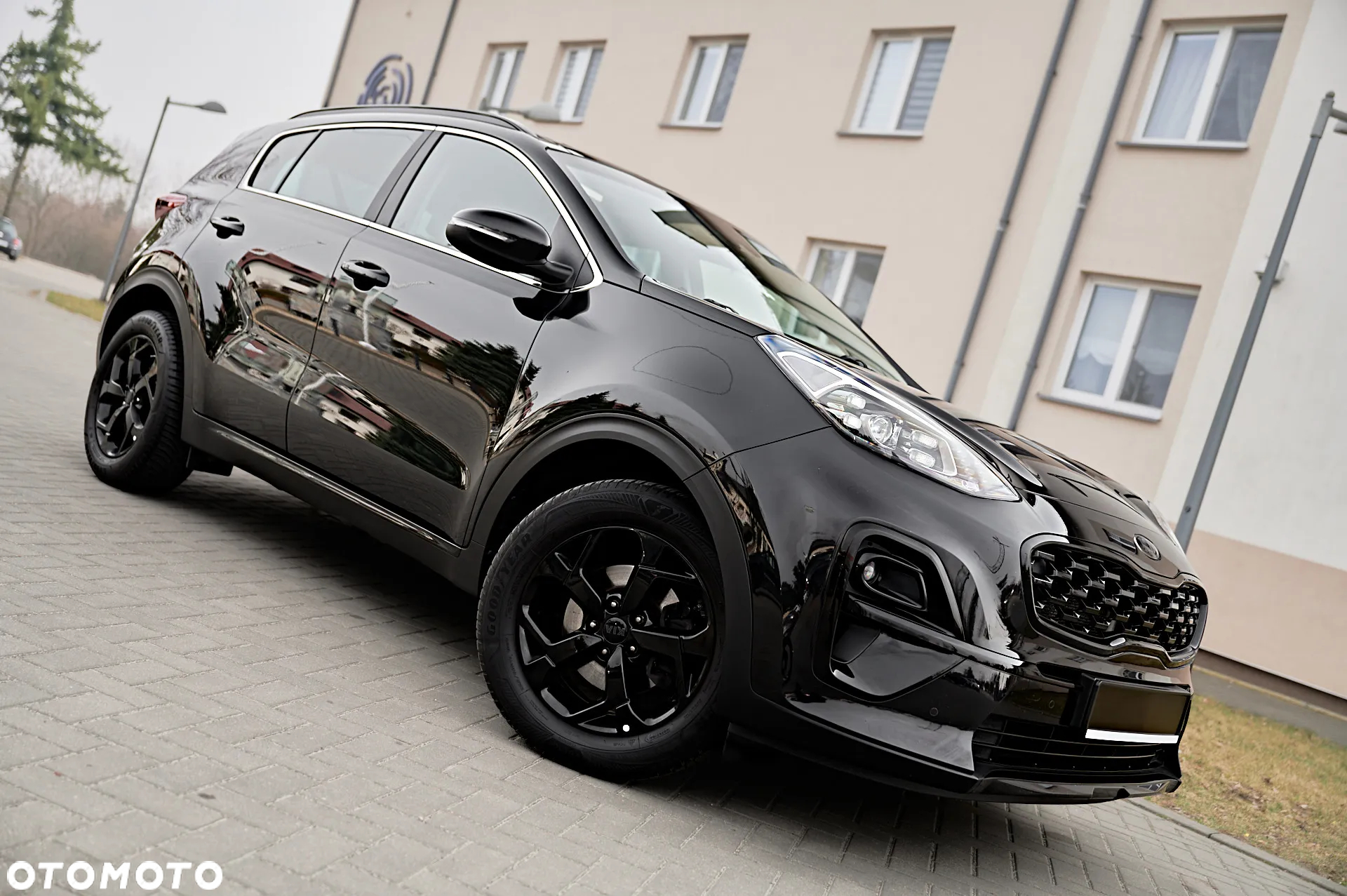 Kia Sportage 1.6 T-GDI 2WD DCT Black Edition - 4