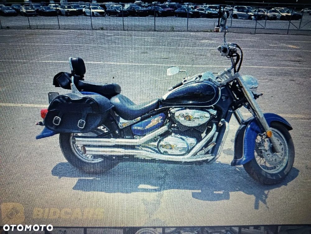 Suzuki VL 800 Volusia - Boulevard C50 - 11