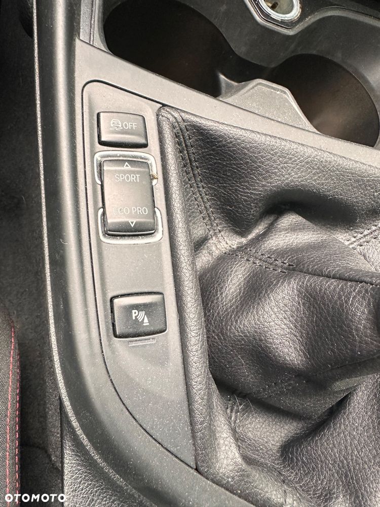 BMW Seria 1 - 15
