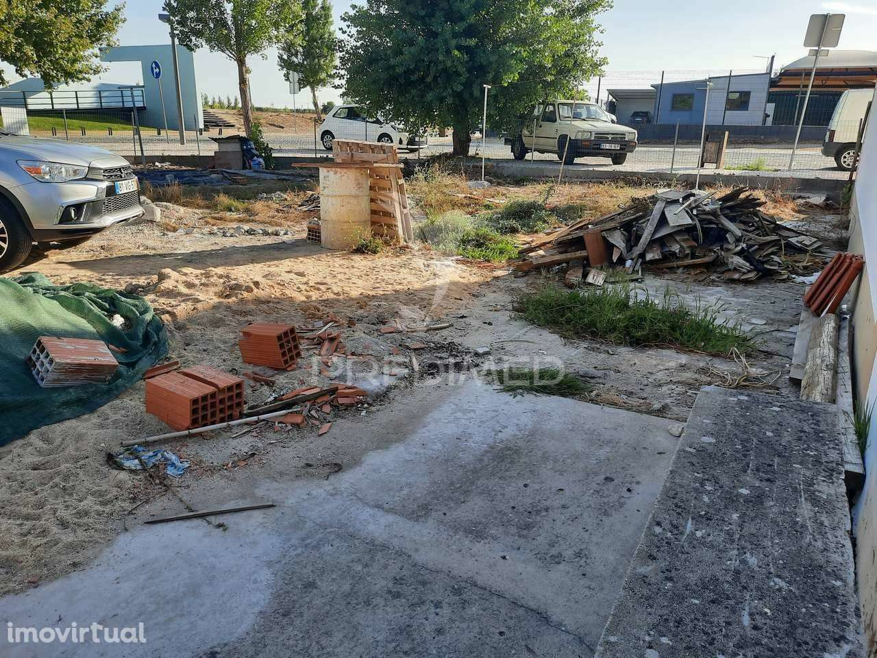 Lote de terreno urbano para construção - Grande imagem: 2/6