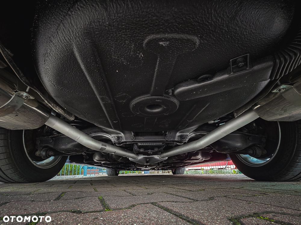 BMW Seria 8 850 Ci - 22