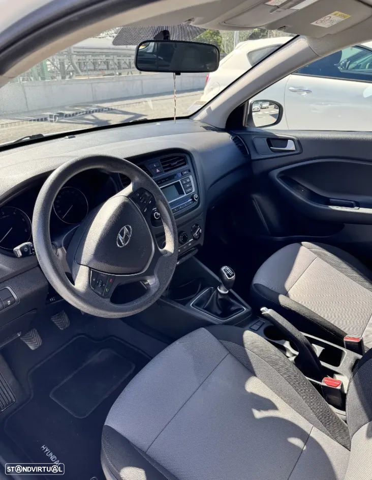 Hyundai i20 / 1.1 CRDi Access Plus - 16