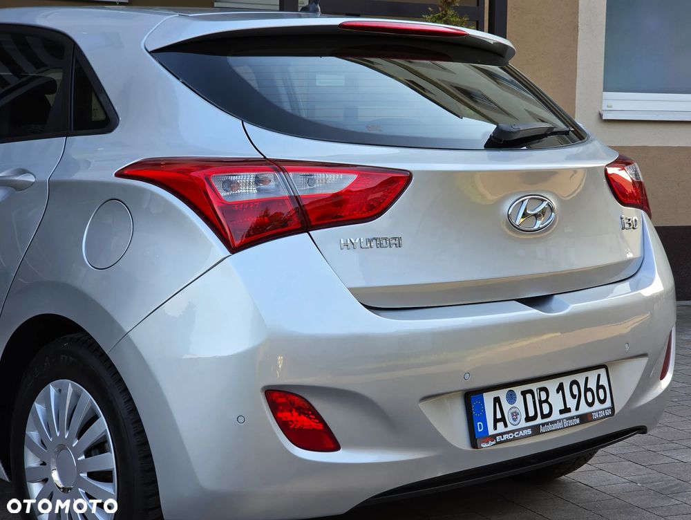 Hyundai i30 1.4 Comfort - 24