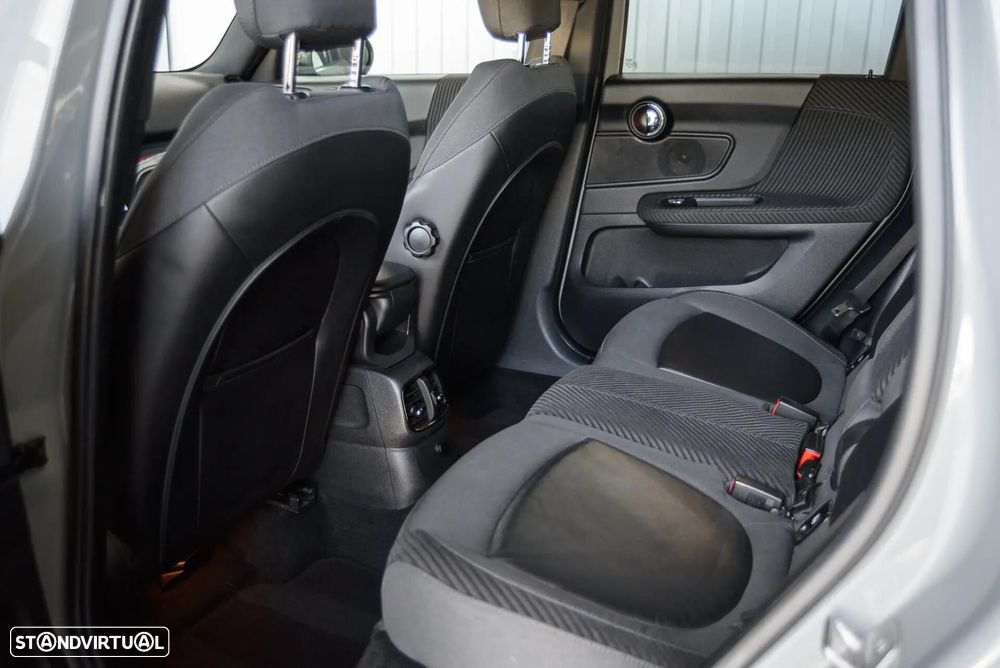 MINI Countryman Cooper D John Cooper Works - 29