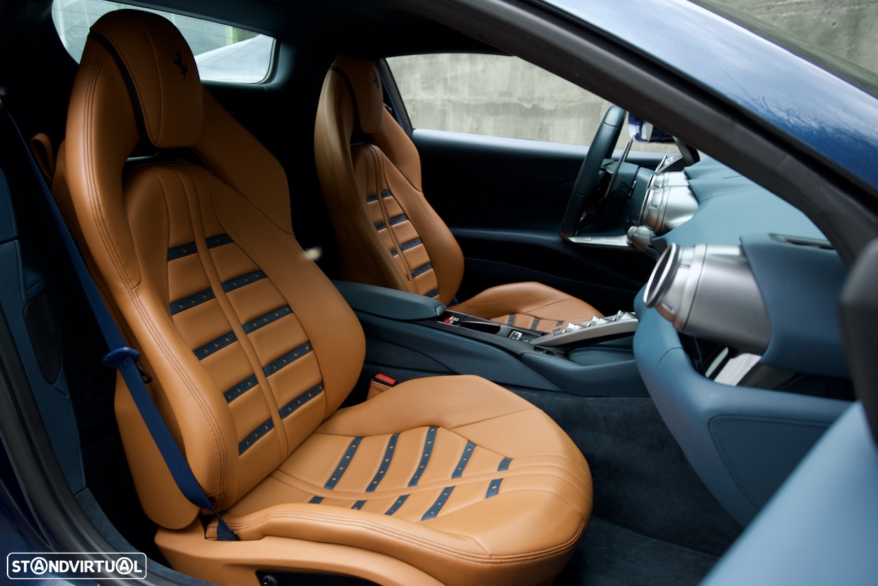 Ferrari 812 GTS Standard - 22